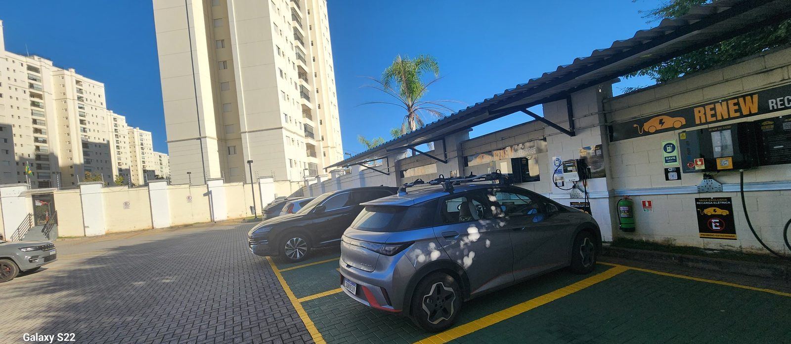 Estação de recarga Renew Recharge em operação