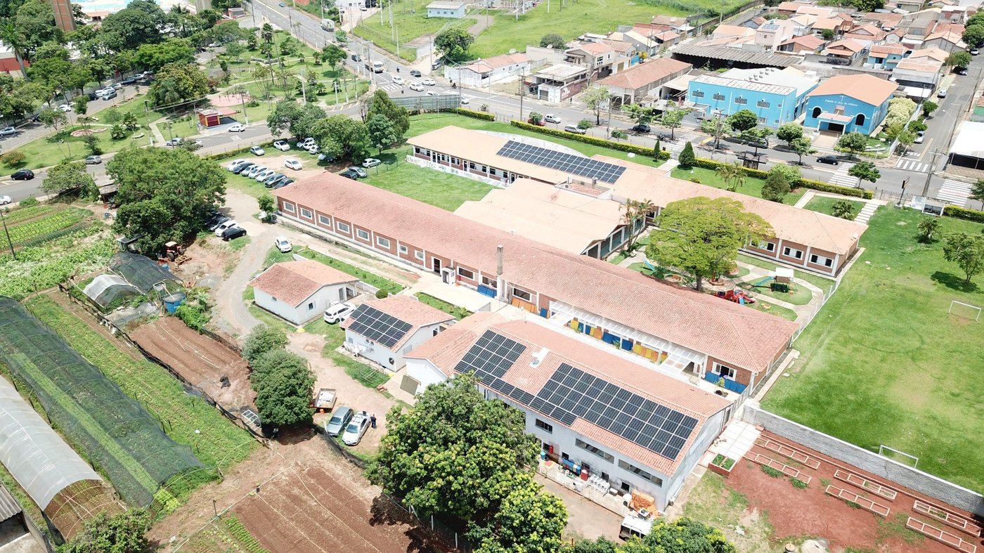 Energia solar complexo institucional